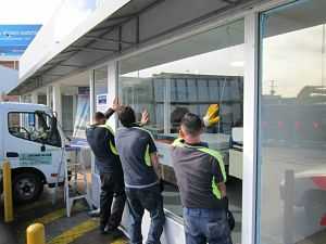 commercial glass repair